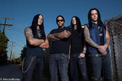 Томми Векст запускает Westfield Massacre