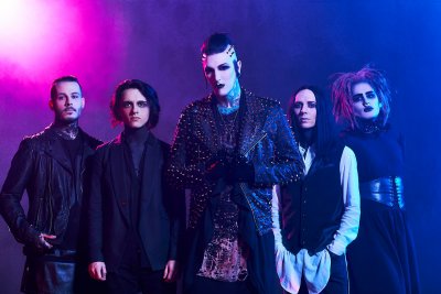 Новый клип и официальный стрим нового альбома Motionless In White